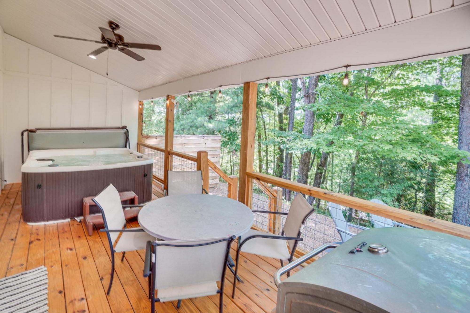 Stunning Helen Getaway With Hot Tub And Ev Charger! Villa Kültér fotó