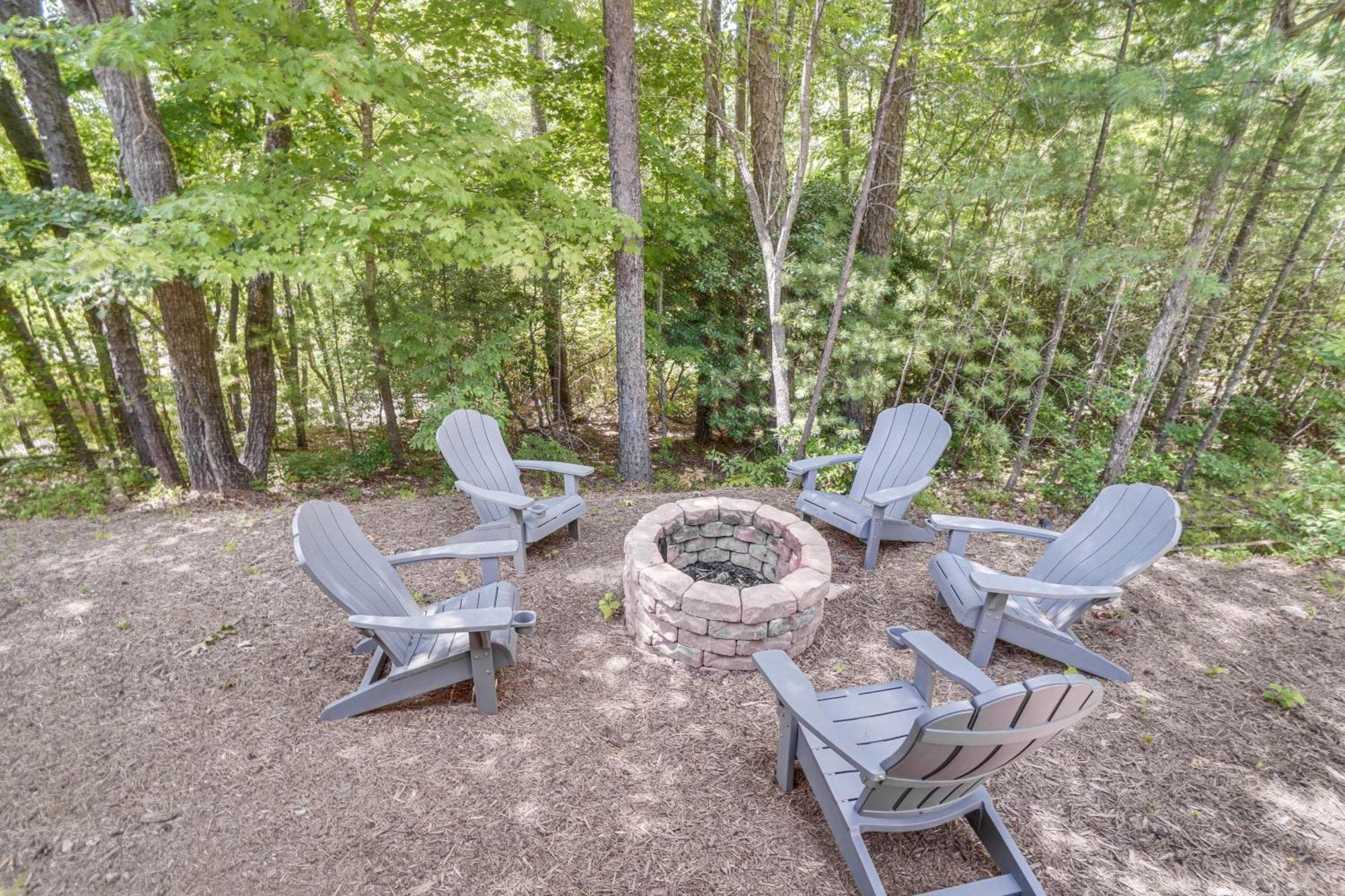 Stunning Helen Getaway With Hot Tub And Ev Charger! Villa Kültér fotó